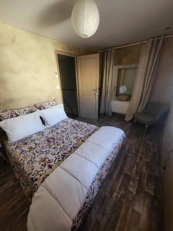 Agreable Maison De Ville A Villefranche Sur Saone Kültér fotó